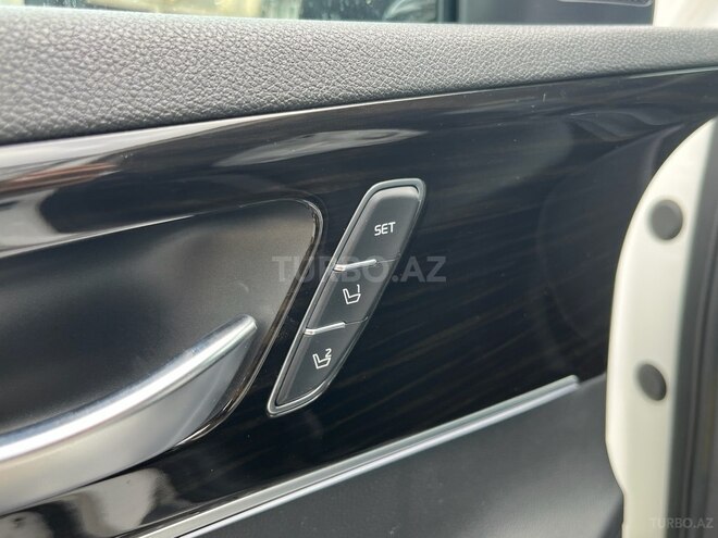Kia Sorento-12