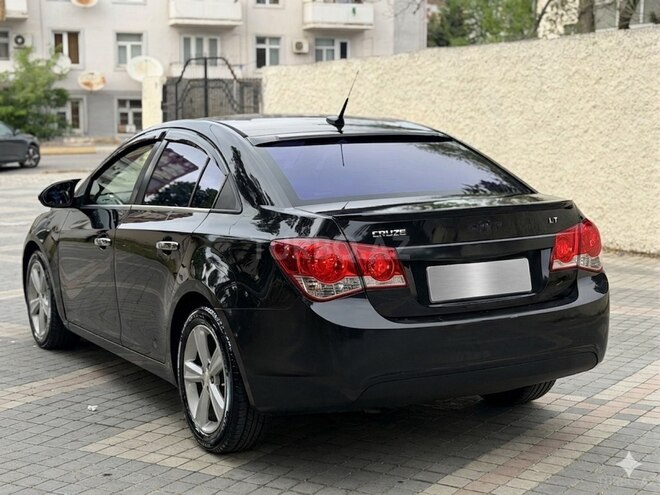 Chevrolet Cruze-4