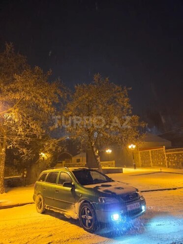 Opel Astra-10