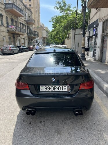 BMW 528-4