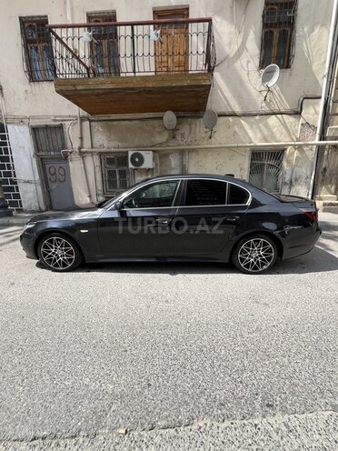 BMW 528-7