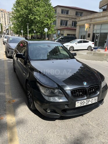 BMW 528-2