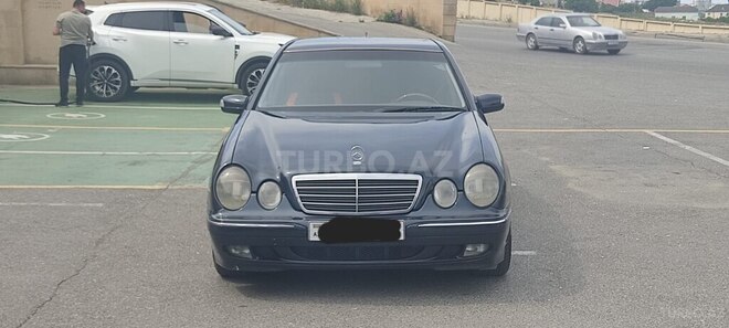 Mercedes E 280-2