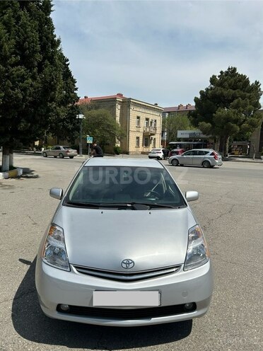 Toyota Prius-1