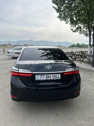 Toyota Corolla-2