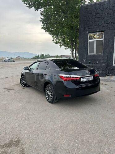 Toyota Corolla-3