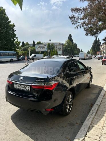 Toyota Corolla-4