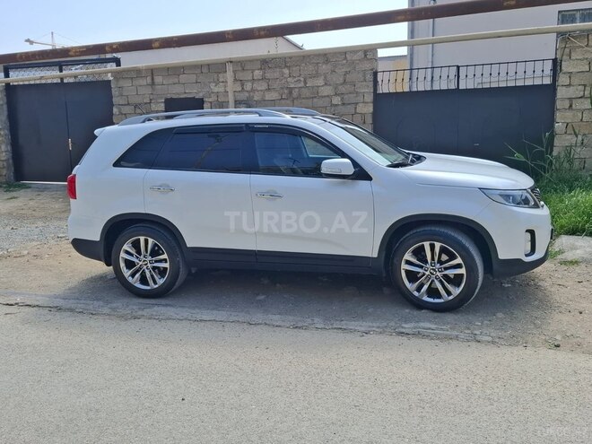Kia Sorento-8
