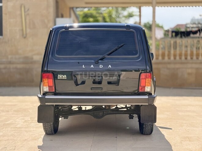 LADA (VAZ) Niva-6
