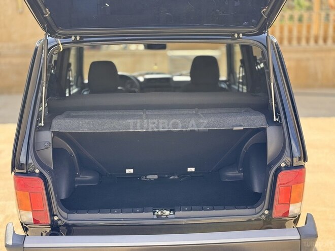 LADA (VAZ) Niva-15