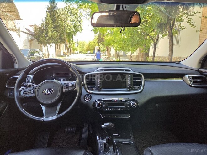 Kia Sorento-7