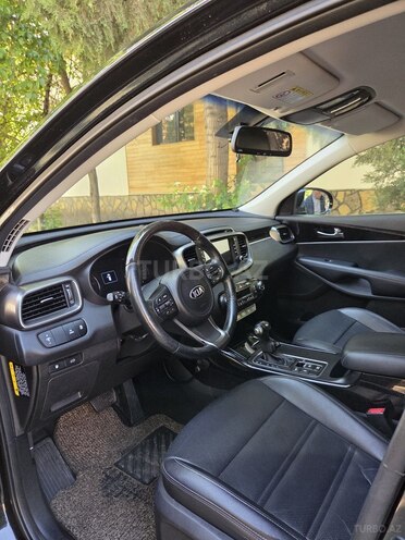 Kia Sorento-5