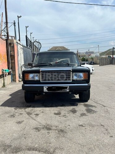 LADA (VAZ) 2107-2