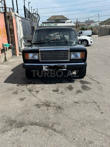 LADA (VAZ) 2107-1