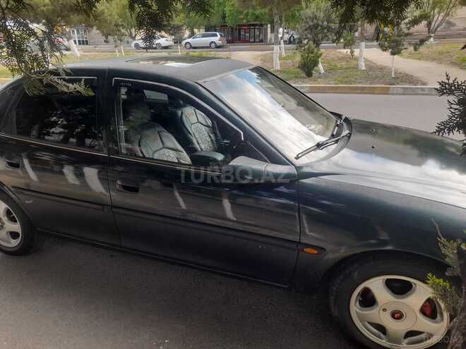 Opel Vectra-9