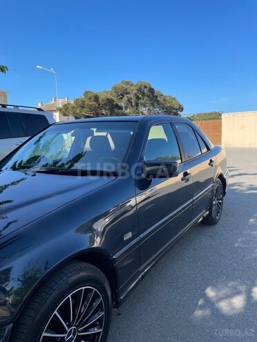 Mercedes C 200-9