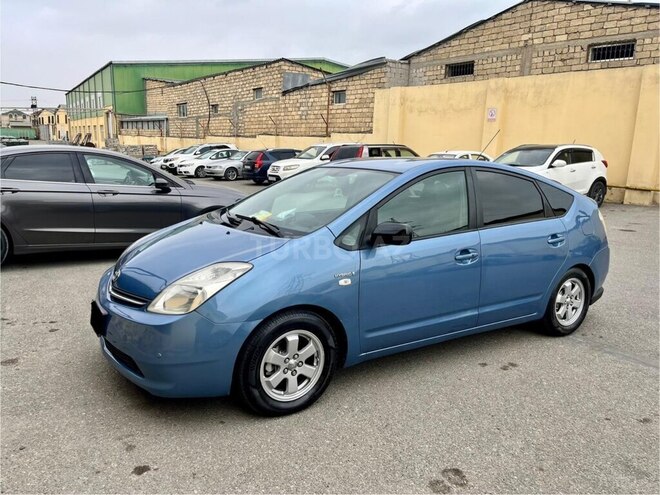 Toyota Prius-10