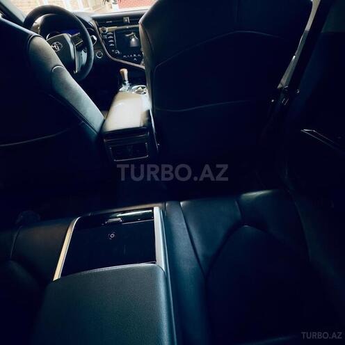 Toyota Camry-11