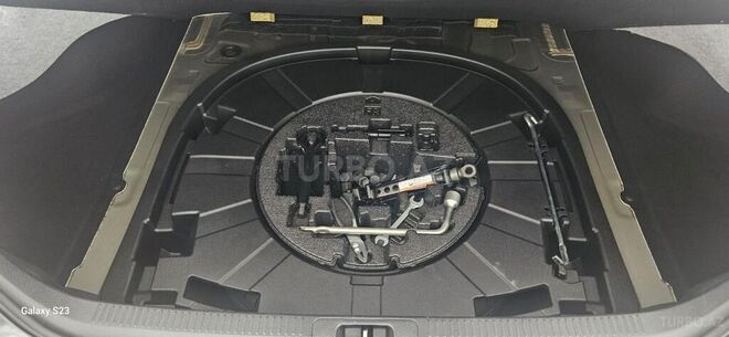 Toyota Camry-16