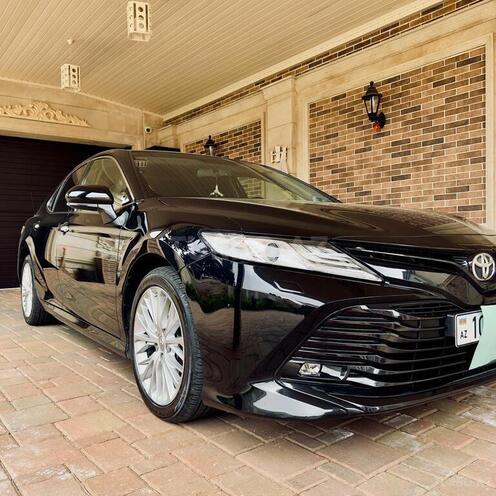 Toyota Camry-8