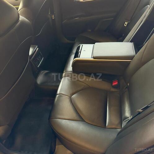 Toyota Camry-7