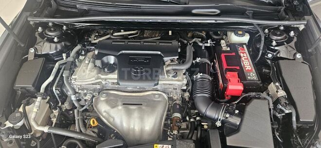 Toyota Camry-14