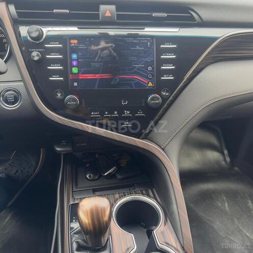 Toyota Camry-12