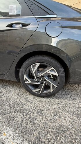 Hyundai Elantra-10