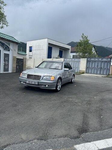 Mercedes C 240-7
