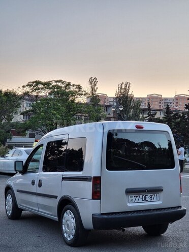 Opel Combo-4