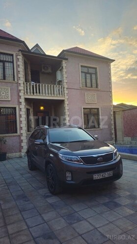 Kia Sorento-1
