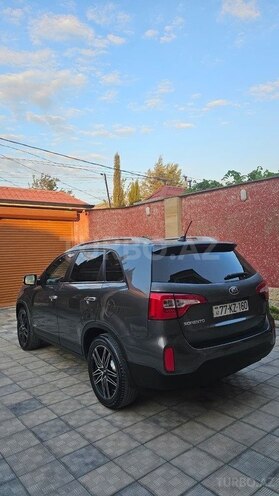 Kia Sorento-10