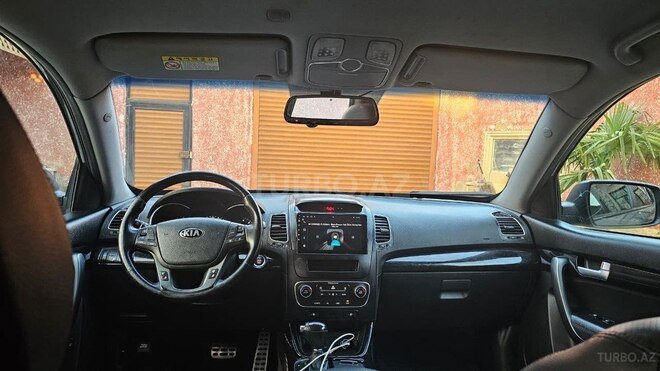 Kia Sorento-4