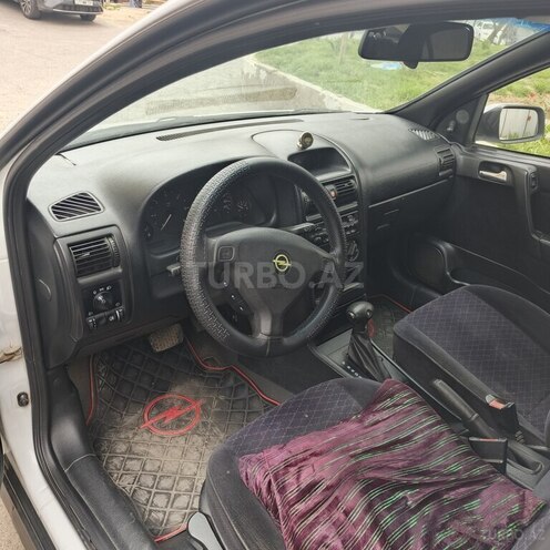 Opel Astra-3