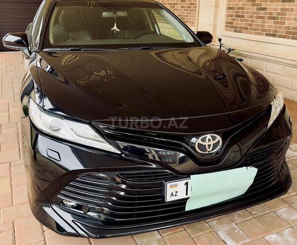 Toyota Camry-1