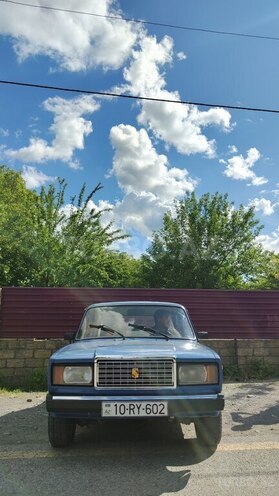 LADA (VAZ) 2107-2
