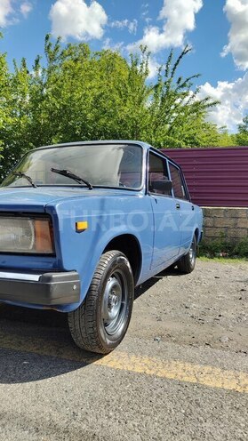 LADA (VAZ) 2107-5