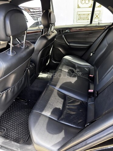 Mercedes C 240-13