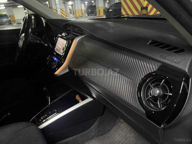 Toyota Corolla Fielder-11