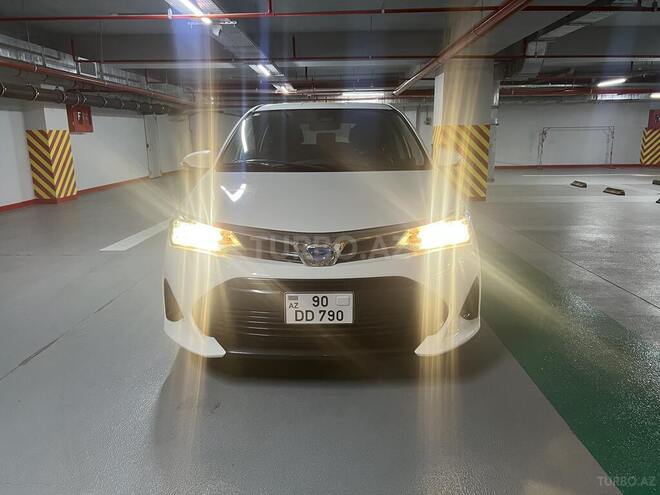 Toyota Corolla Fielder-9