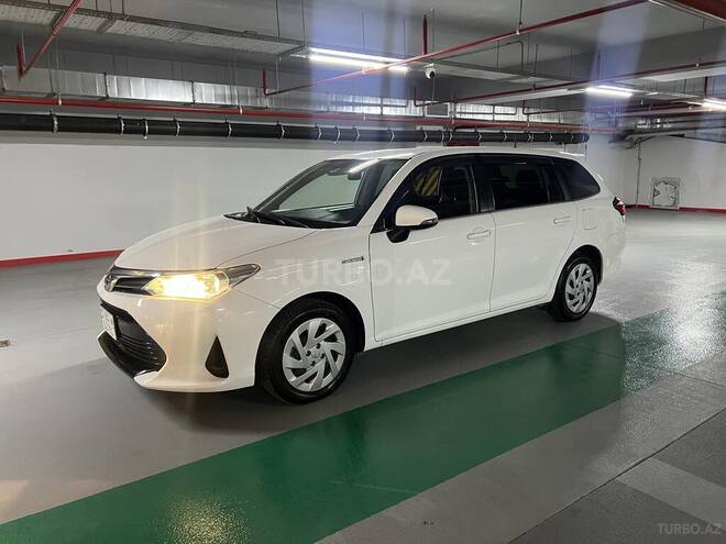 Toyota Corolla Fielder-7