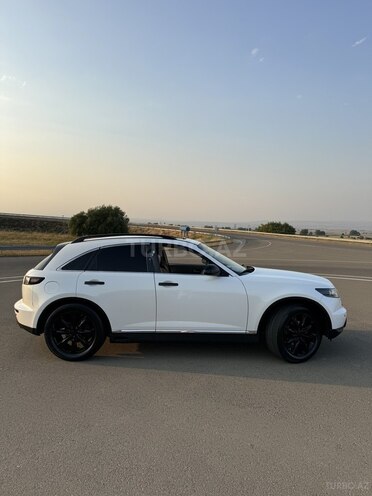 Infiniti FX35-4