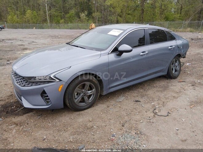 Kia K5-3