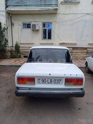 LADA (VAZ) 2107-2