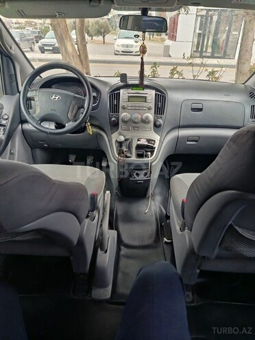Hyundai H-1-5