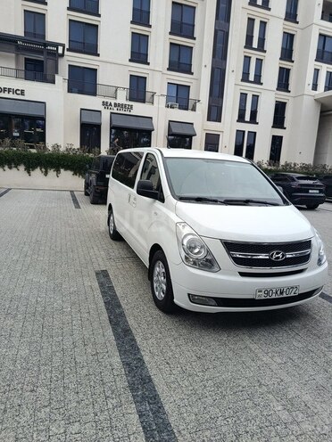 Hyundai H-1-3