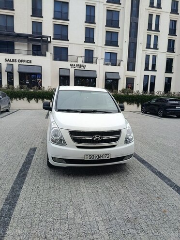 Hyundai H-1-1