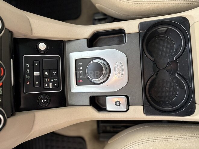 Land Rover Discovery-18