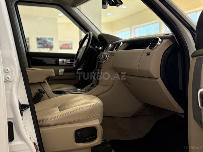 Land Rover Discovery-26