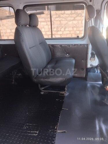 Ford Transit-3